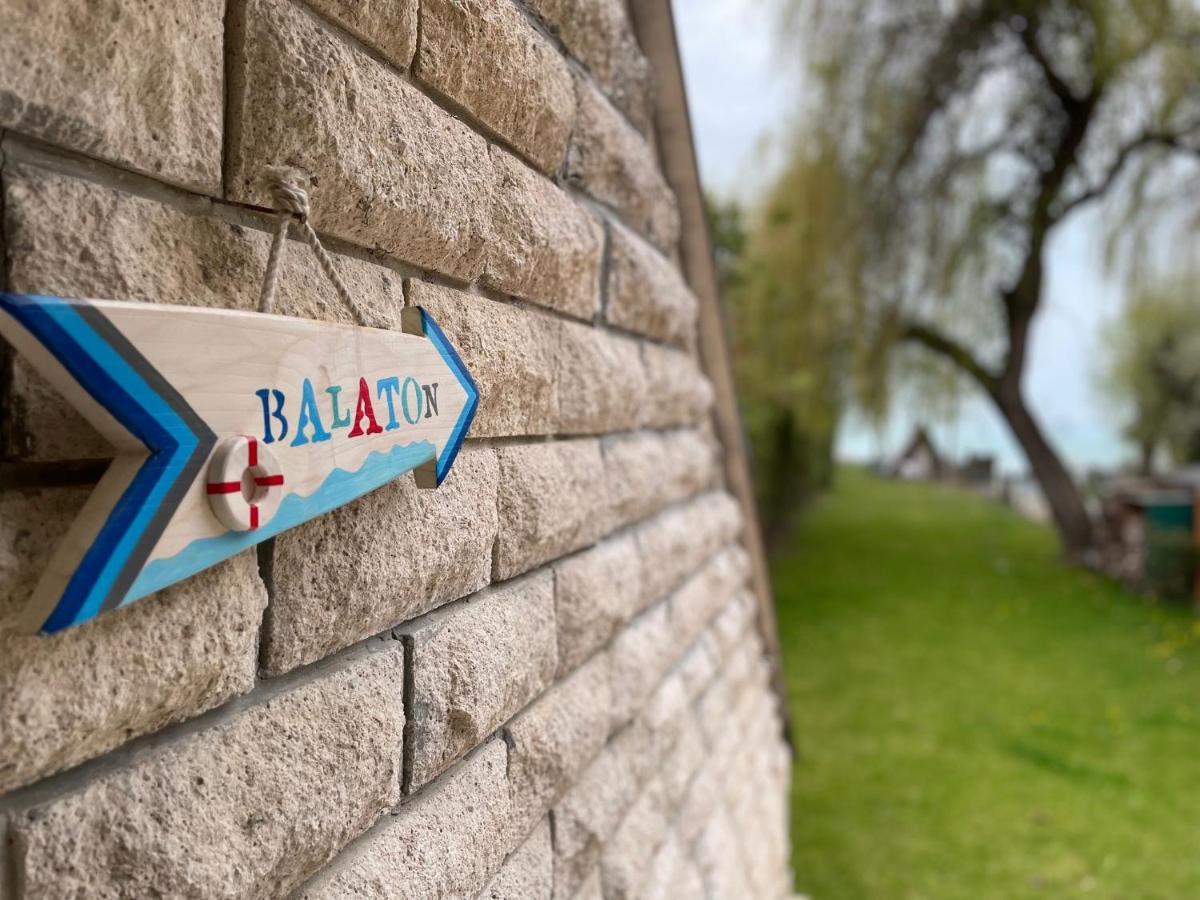 Green Lake House - Private Beach At Balaton Balatonakarattya Ngoại thất bức ảnh